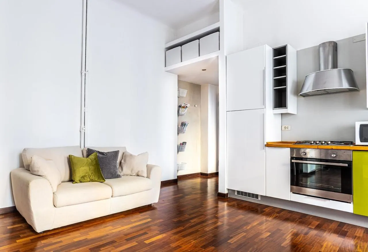 Altido Lovely Studio With Balcony In Milan contacts